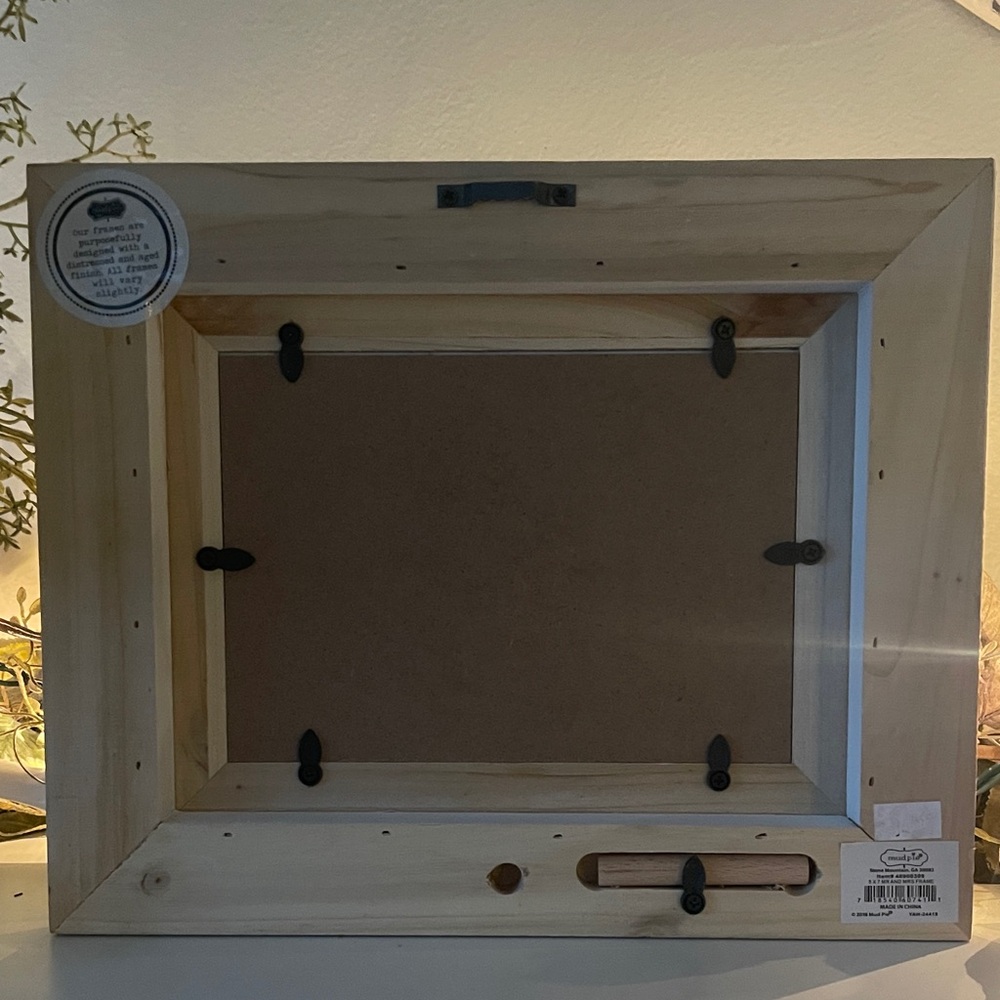 Rustic White Photo Frame - Picture 2 of 3